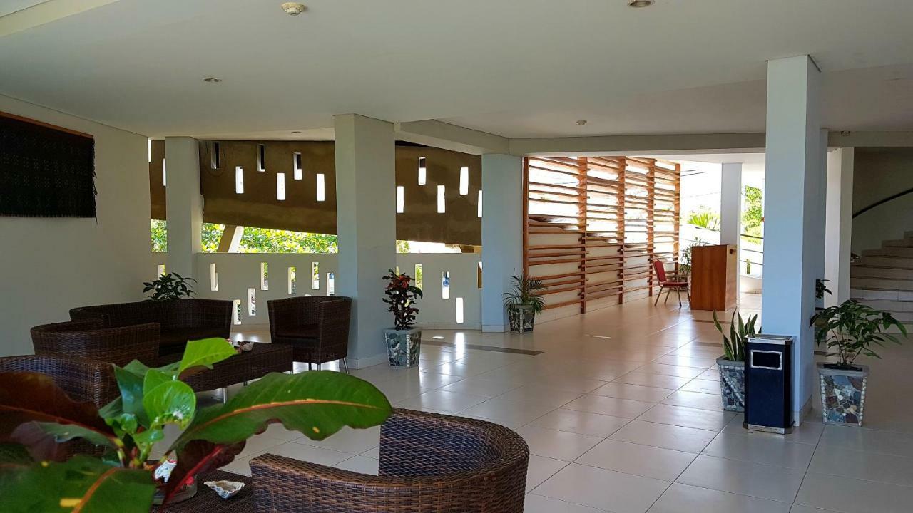 Luwansa Beach Hotel Labuan Bajo Exteriör bild